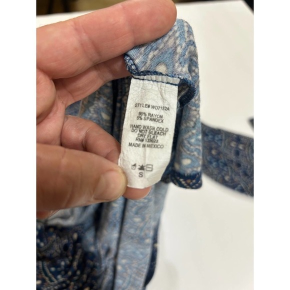 Cecico Dress Small Blue Criss Cross Front Bell Flare Sleeves Rayon Blend Boho - Picture 7 of 7